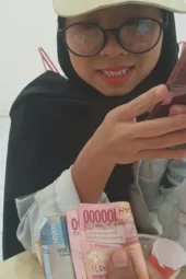 BO Hijaber Ketemu Di Mall