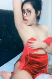 Cewek Cantik Jilat Ketek Mulus